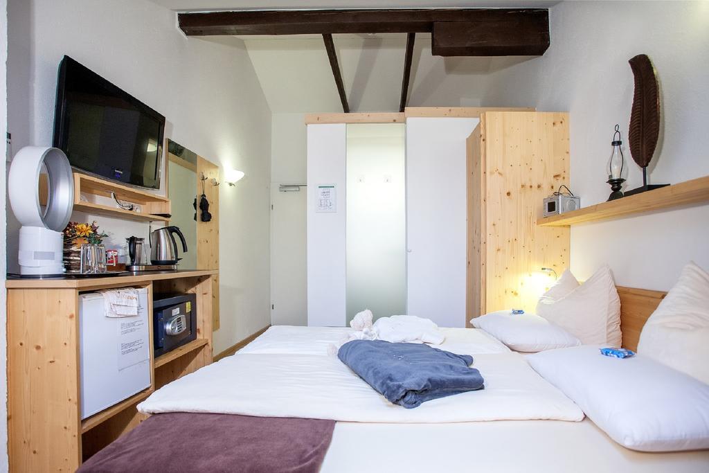 Pensjonat Gaestehaus Waldrand Garni 3*